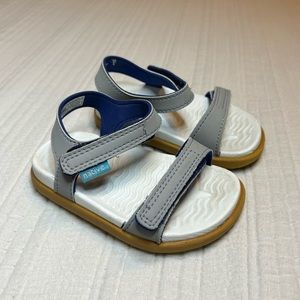 Native Baby/Toddle Velcro Strap Sandal